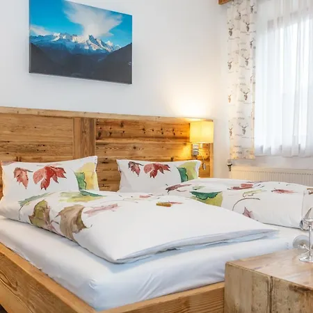 Guest house Gasthof St. Adolari Sankt Ulrich am Pillersee